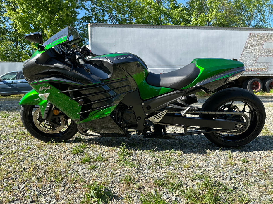 2018 Kawasaki ZX14 Color: Black/Green Mileage: 7,137 VIN: 005634