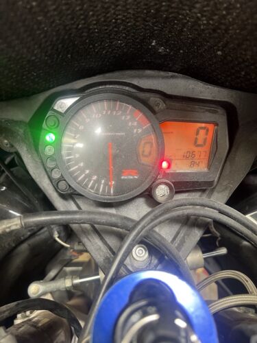 2005-2006 Suzuki GSXR1000 Speedometer Gauge OEM **10,677 MILES**