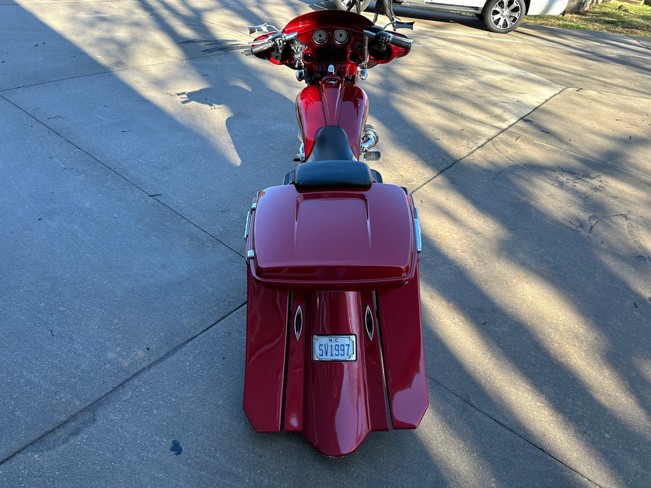 2012 Harley-Davidson Street Glide Color: Red Mileage: 32,862 VIN: 693894