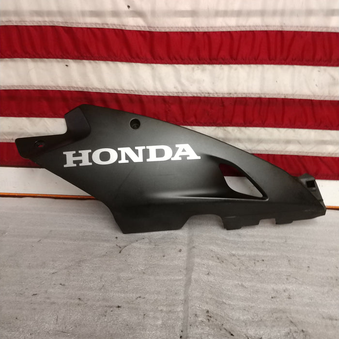2012-2016 Honda CBR1000 Right Lower Fairing OEM